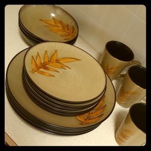 Dish set
